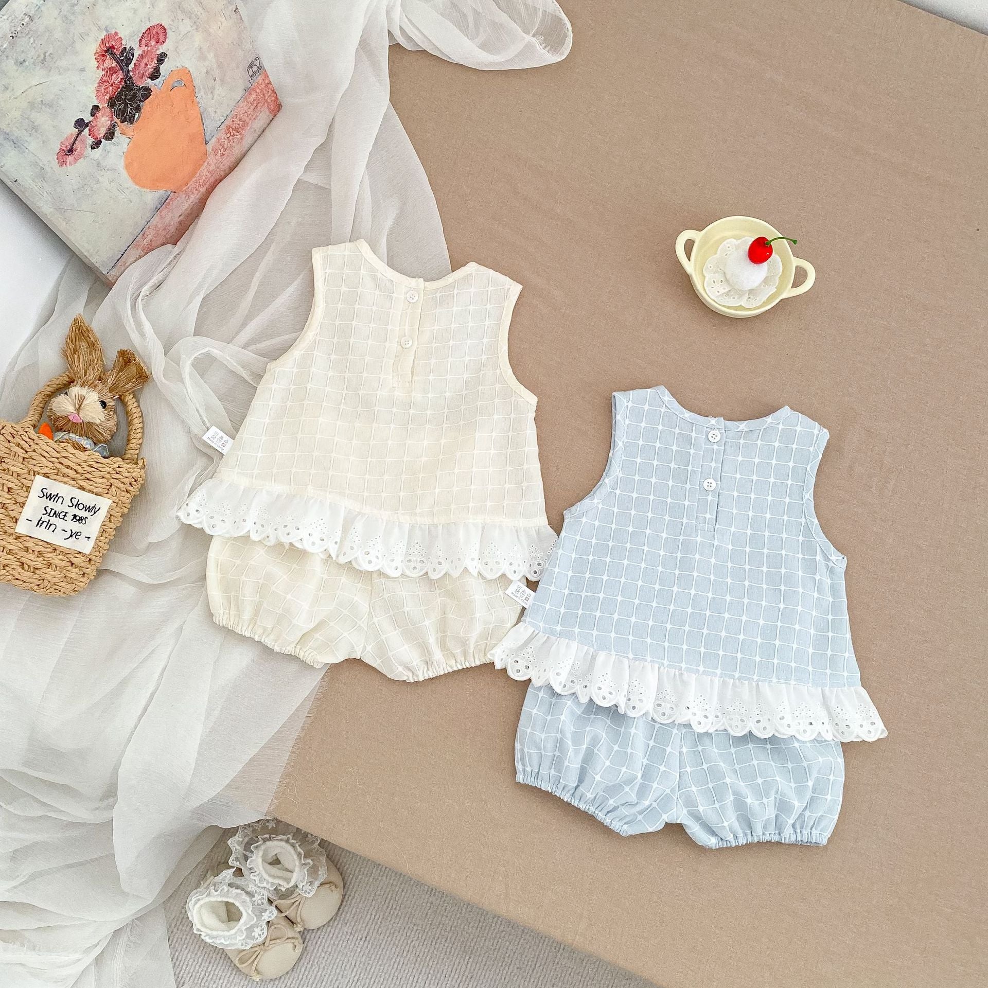 Lace Meadow Summer Set