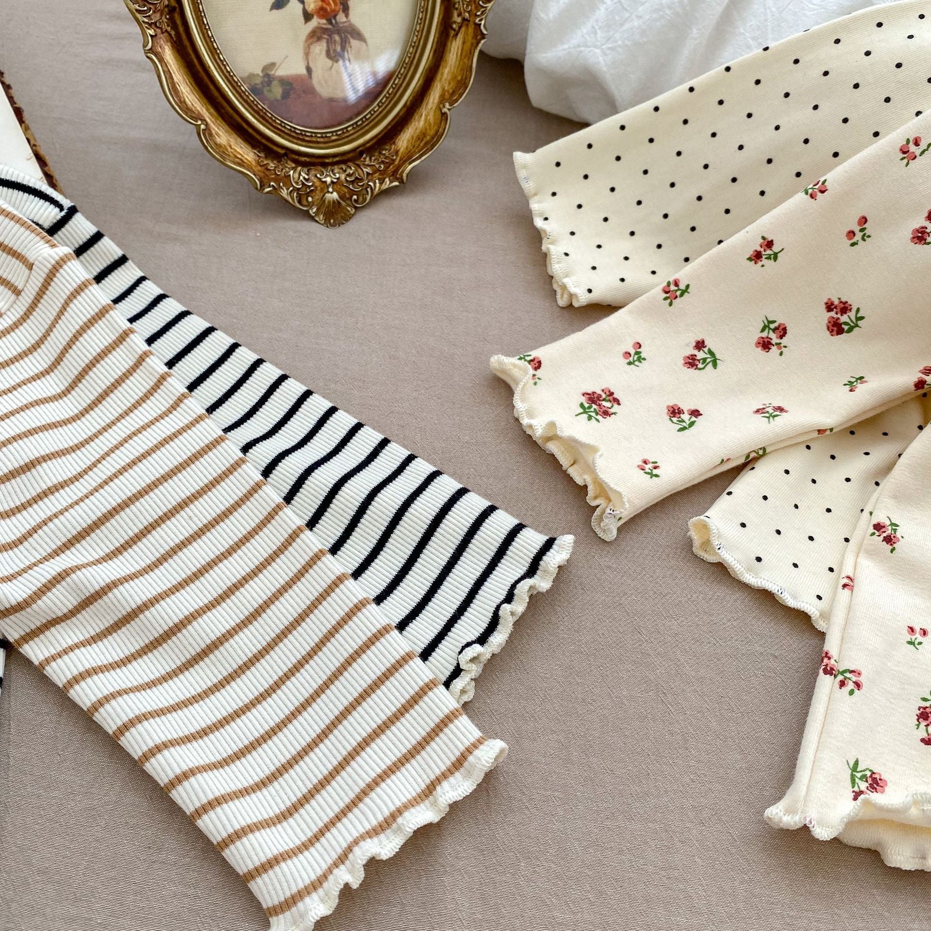 Vintage Blossom Rib Top