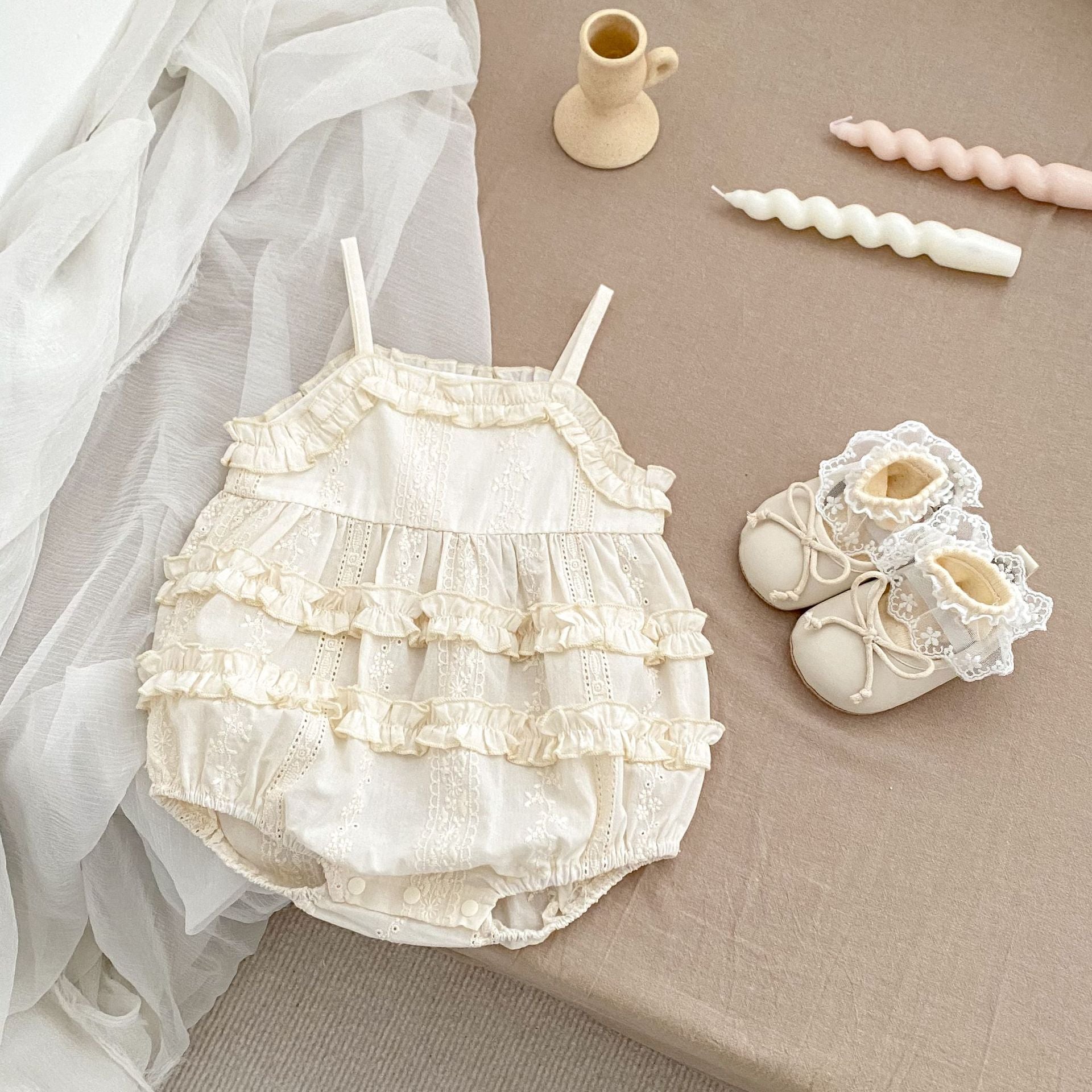 Elara Spitzen-Romper