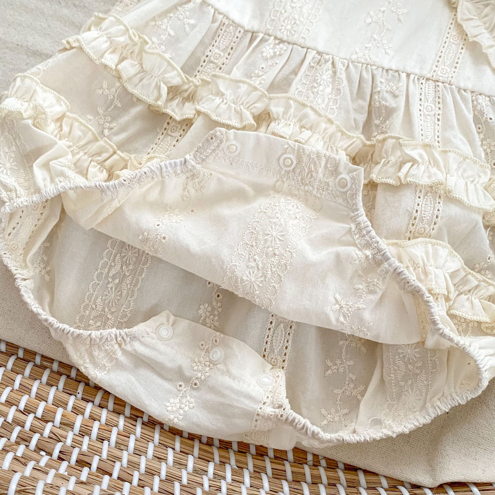 Elara Spitzen-Romper