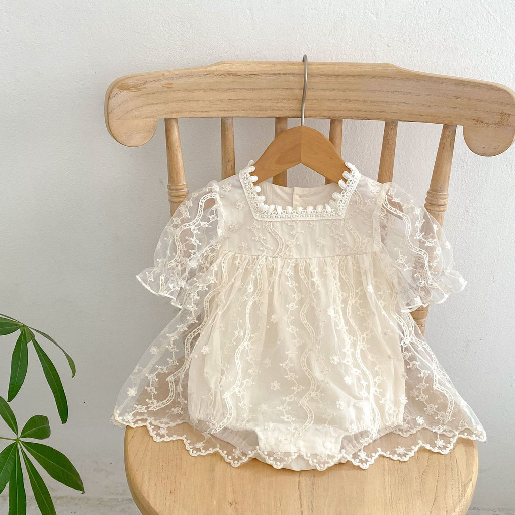 Aurelia Spitzen Romper