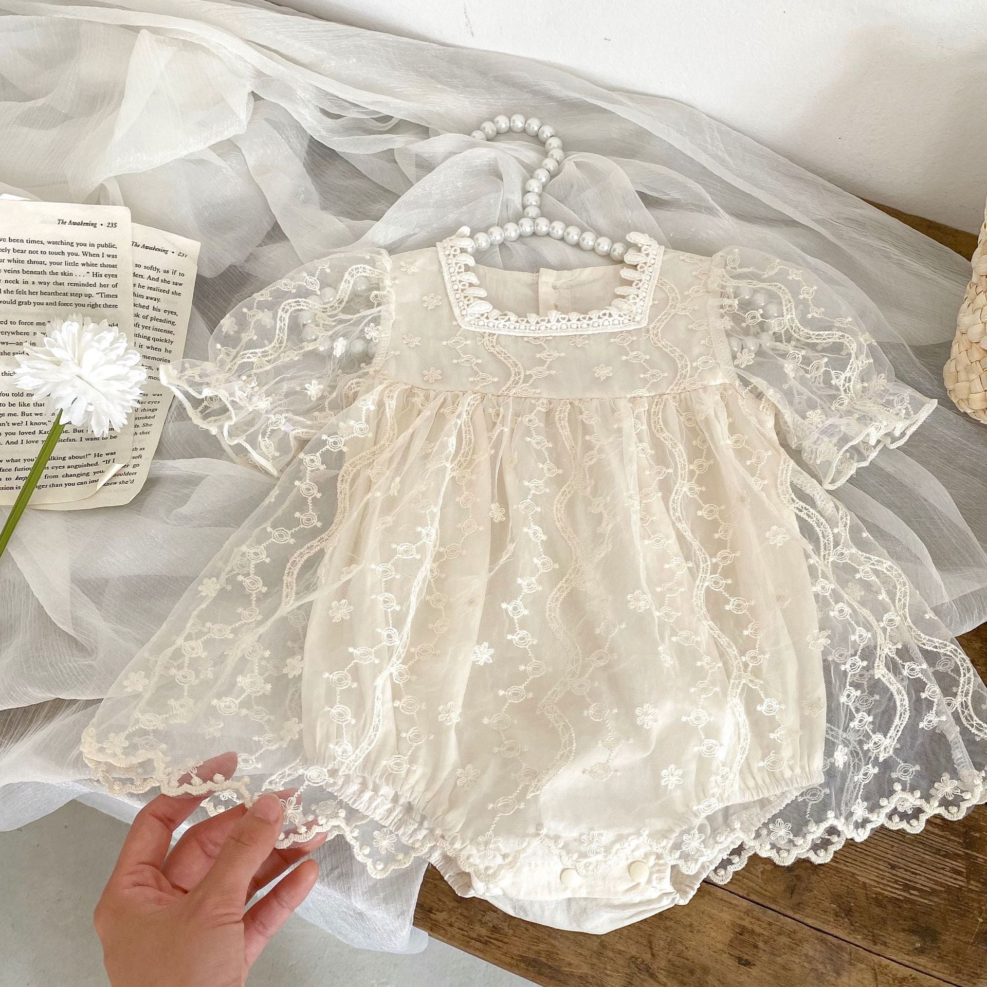 Aurelia Spitzen Romper