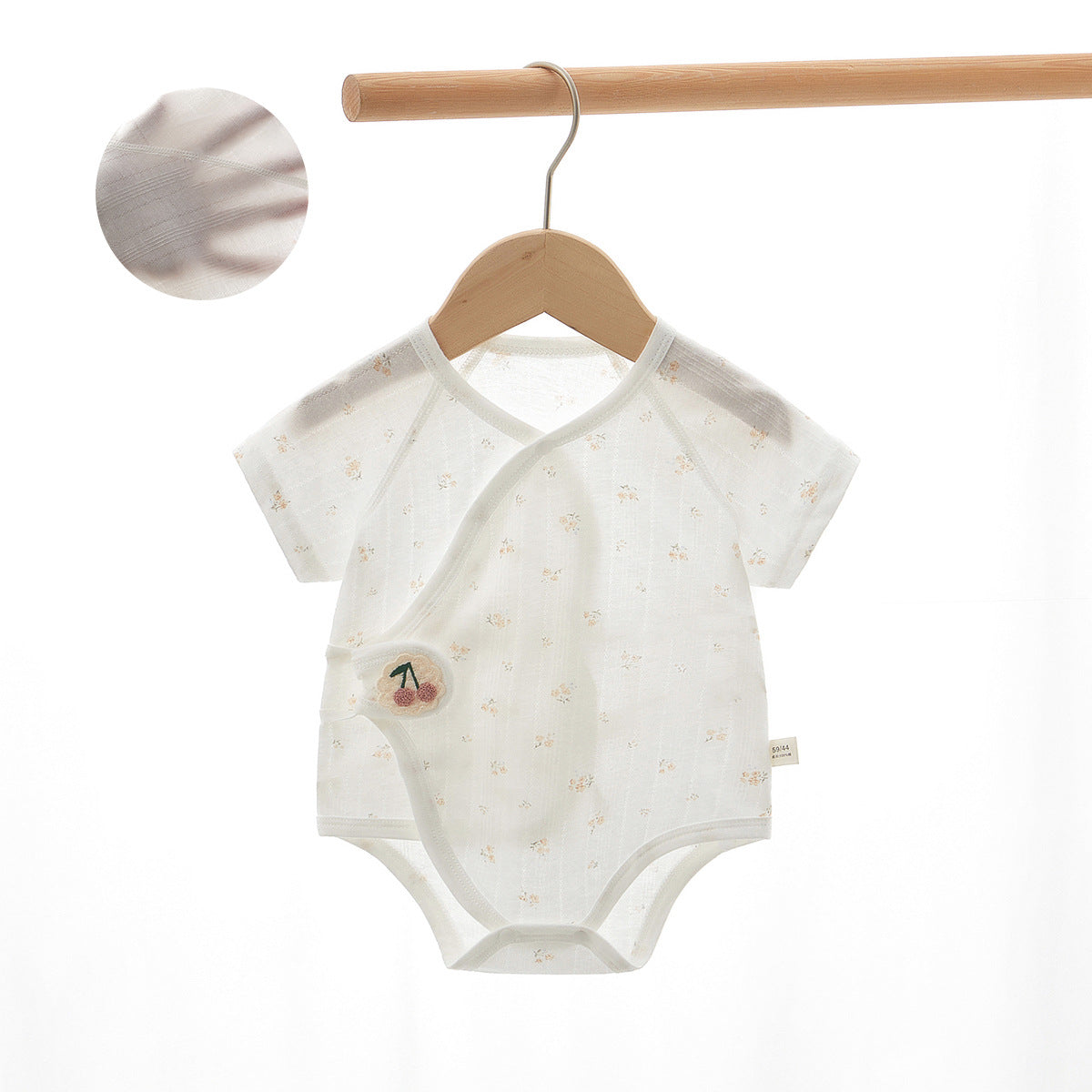 Newborn Baby Romper, Class A, Summer Thin Onesie, Baby’s Triangular Bodysuit, Short-sleeved Monk-style Outfit, Pajamas.