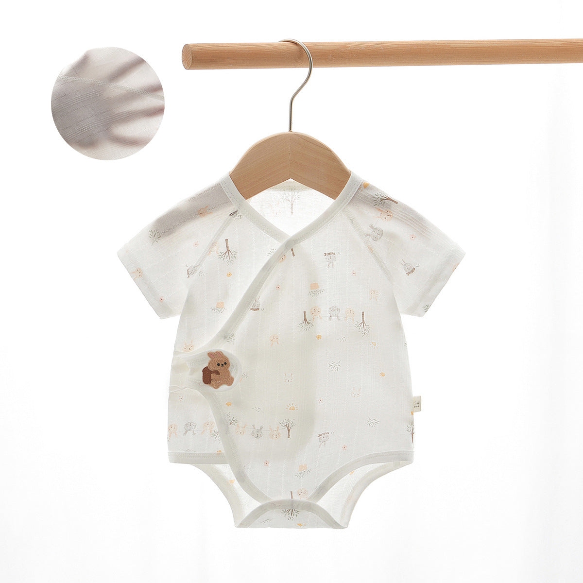 Newborn Baby Romper, Class A, Summer Thin Onesie, Baby’s Triangular Bodysuit, Short-sleeved Monk-style Outfit, Pajamas.